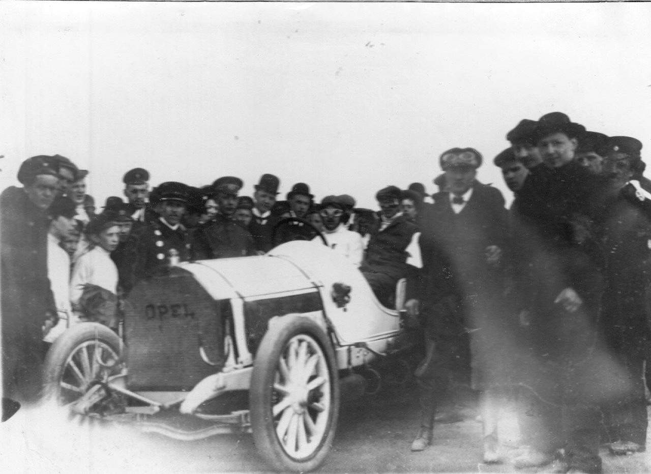Автомобильные гонки на 1 версту на приз журнала «Автомобиль». 1909 г.