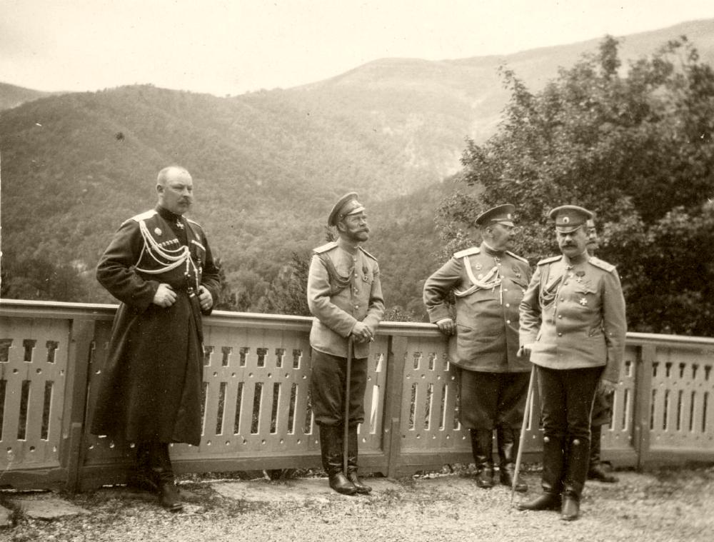 Поездка императорской семьи в Козьмодемьянск. 1914
