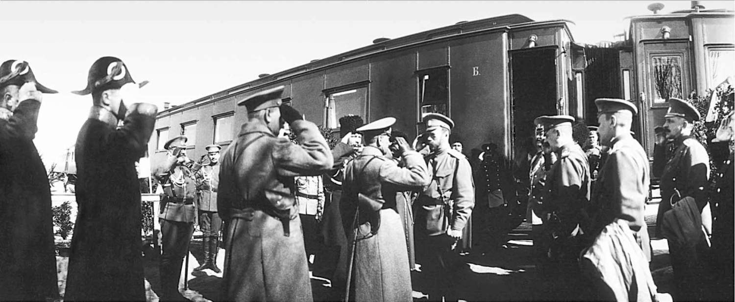 Посещение Императором Николаем II Бежецка (Тверская губ.). 15 апреля 1915 года