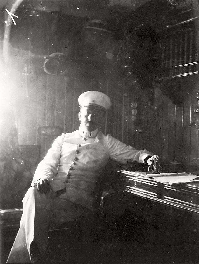 Плавучий госпиталь «Орёл». 1904