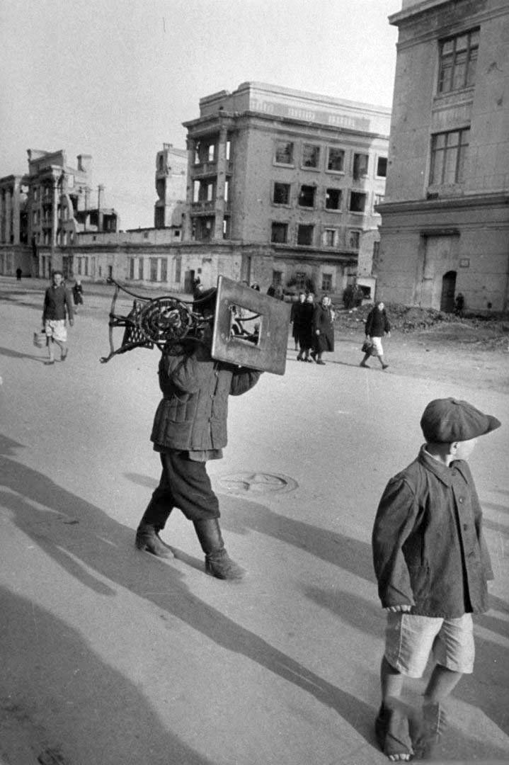 Сталинград. Апрель 1947