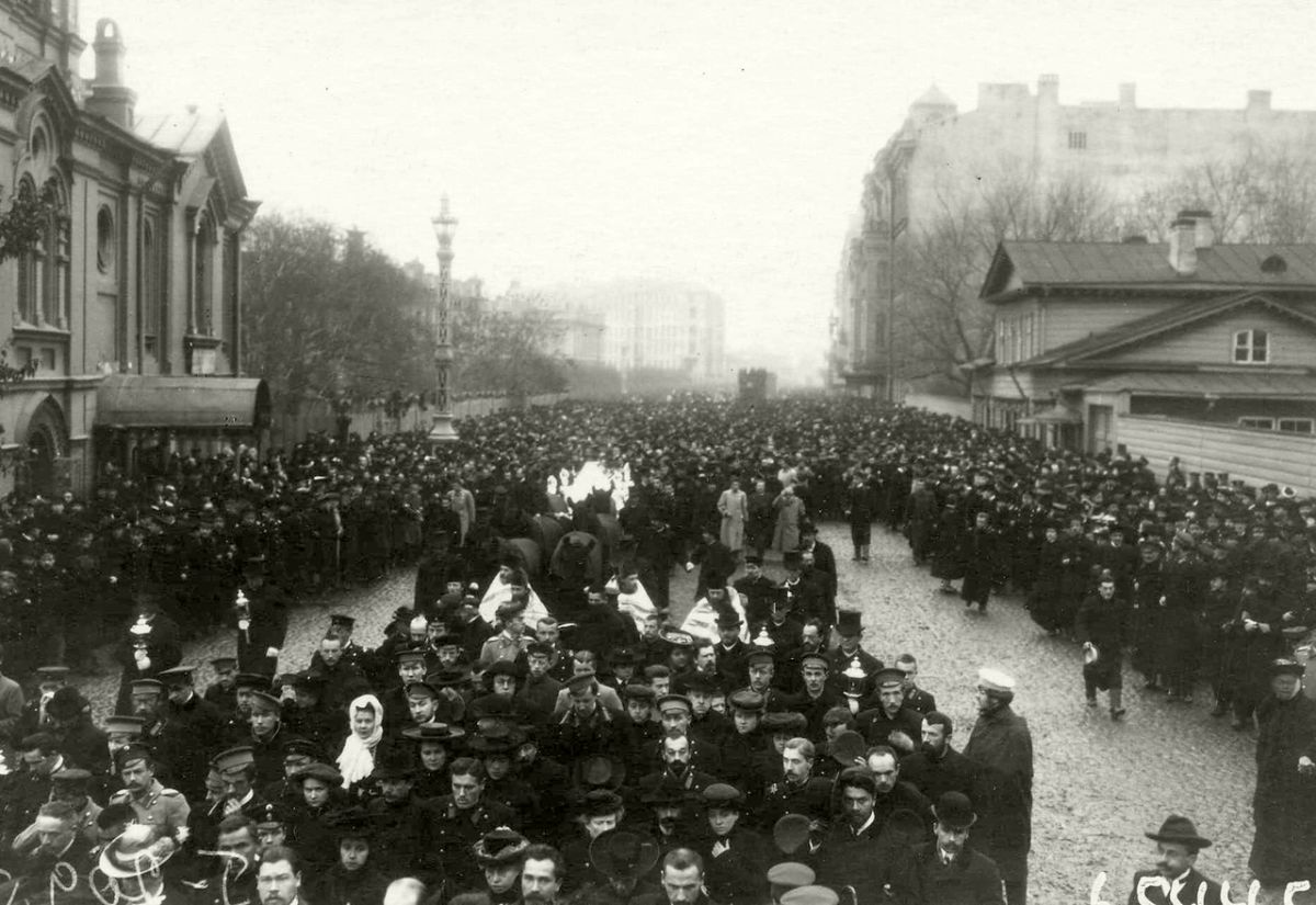 Проводы гроба с телом князя С.Н.Трубецкого в Москву для похорон